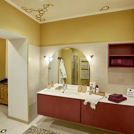 Apartment Aedel Lxr *