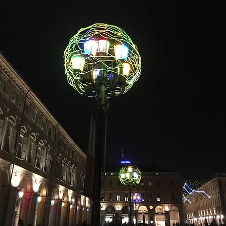 Aedel Lxr * Turijn